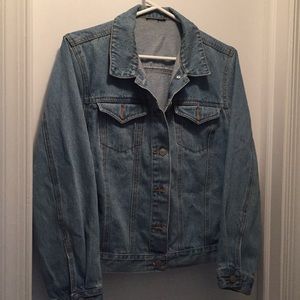 Jean jacket. Size M